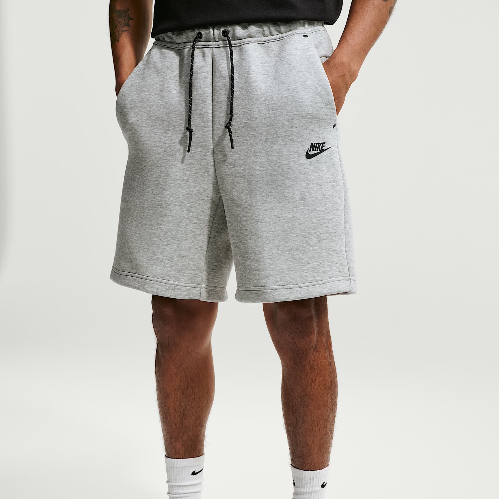Nike Tech Men's Fleece Shorts – Dark Grey Heather/Black