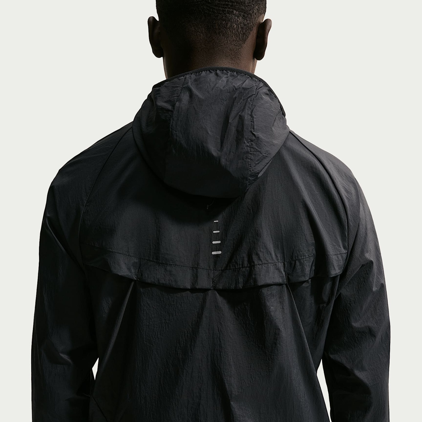 Nike Stride Men's Repel UV Running Jacket – Black/Black