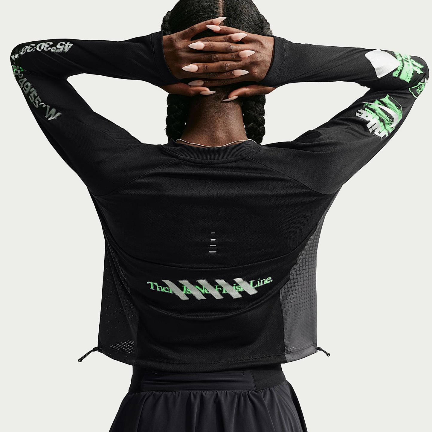 Nike Swift Women's Long-Sleeve Running Top – Black/Iron Grey/Illusion Green