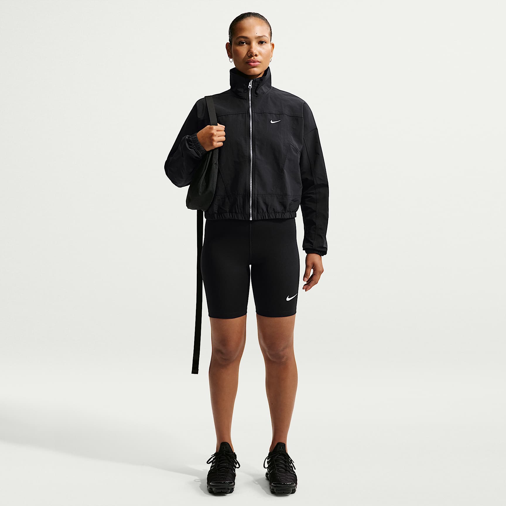 Nike Sportswear Classic Women's High-Waisted 20.5cm (approx.) Biker Shorts – Black/Sail