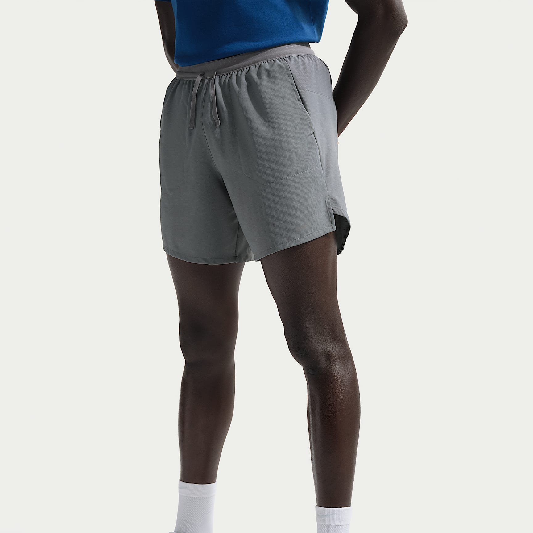 Nike Stride Men's Dri-FIT 18cm (approx.) Briefs-Lined Running Shorts – Smoke Grey
