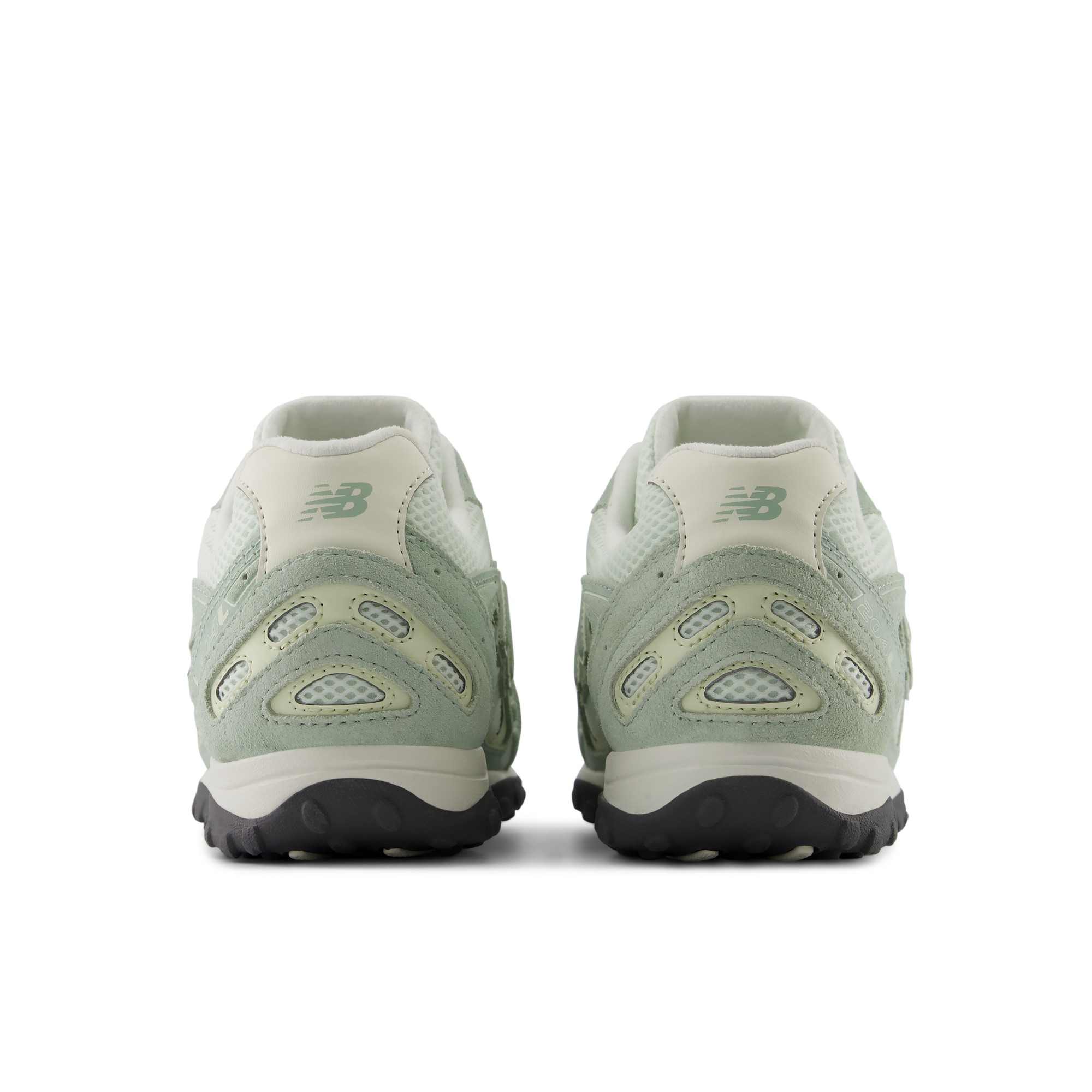 204L – SILVER MOSS with MINT WATER
