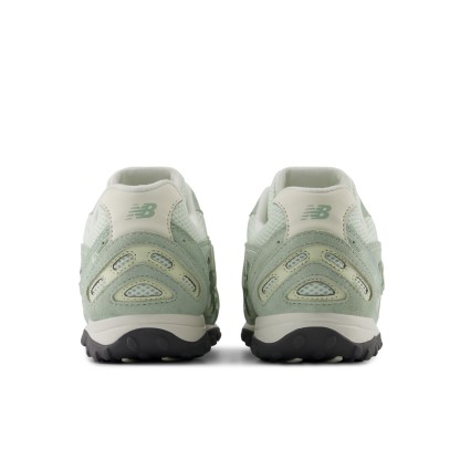204L – SILVER MOSS with MINT WATER