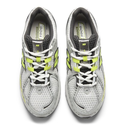 U1906R – LIGHT SILVER METALLIC with ALKALINE GREEN
