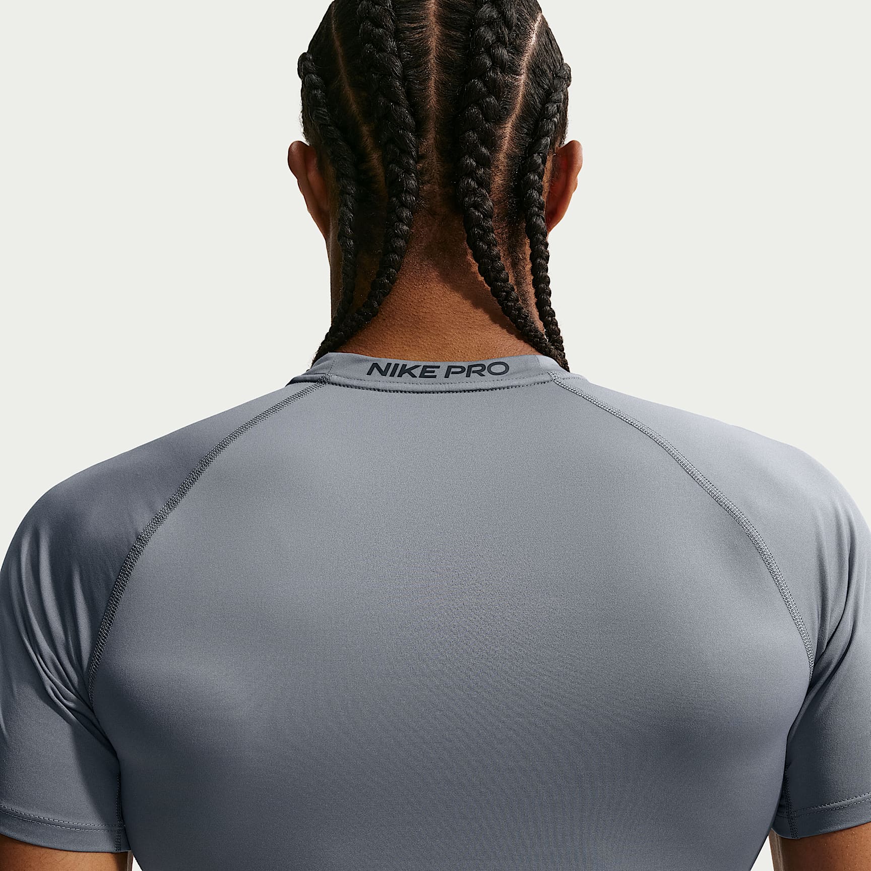 Nike Pro Men's Dri-FIT Tight Short-Sleeve Fitness Top – Smoke Grey/Black