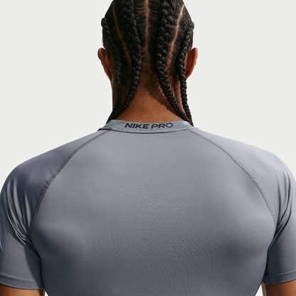 Nike Pro Men's Dri-FIT Tight Short-Sleeve Fitness Top – Smoke Grey/Black