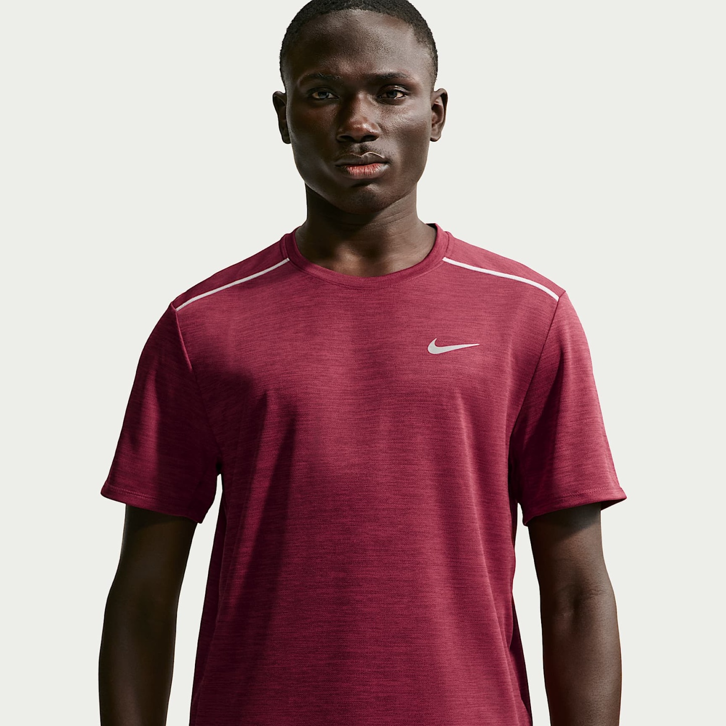 Nike Miler Men's Dri-FIT Short-Sleeve Running Top – Tough Red/Mystic Dates/Heather