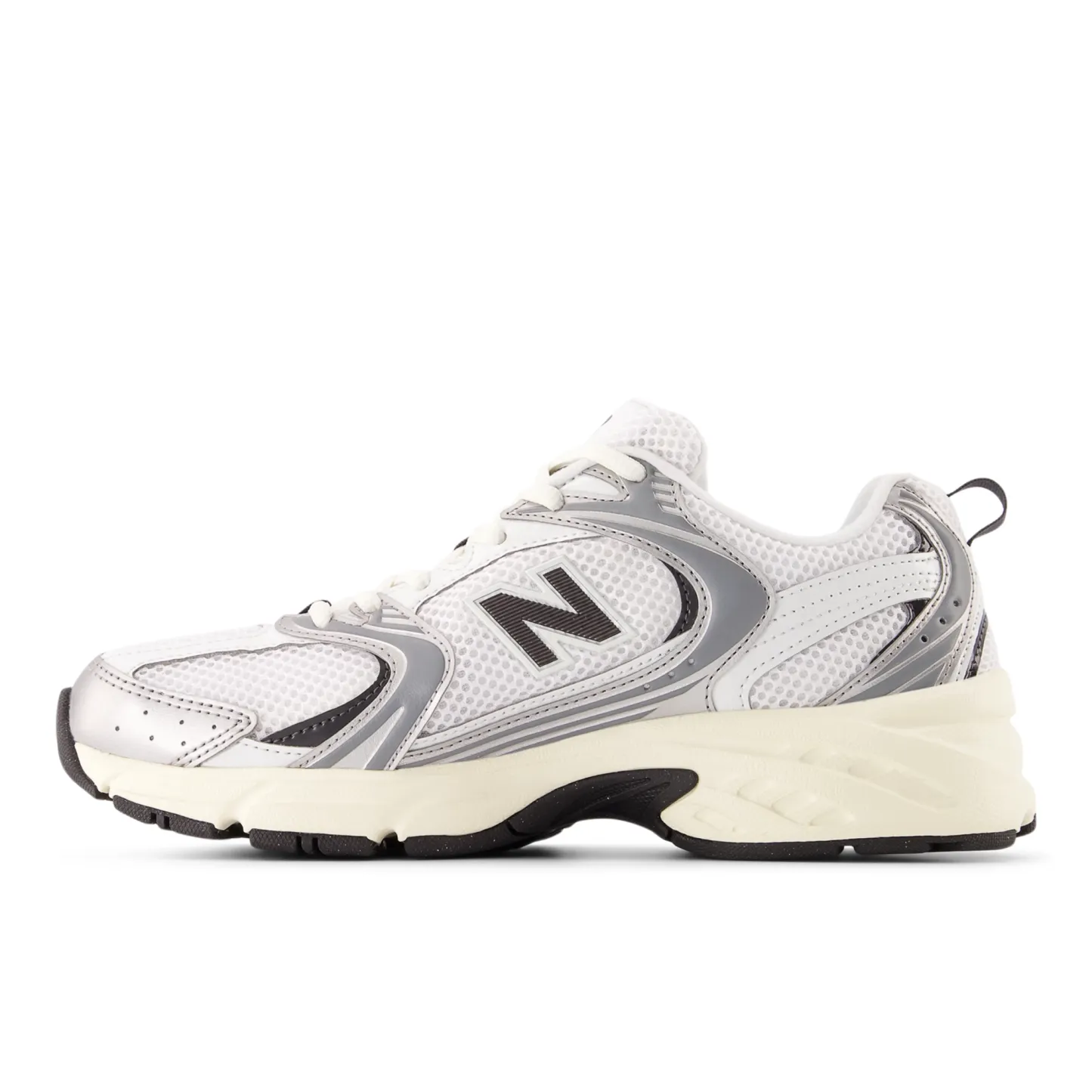 530 – SILVER METALLIC with BLACK CEMENT
