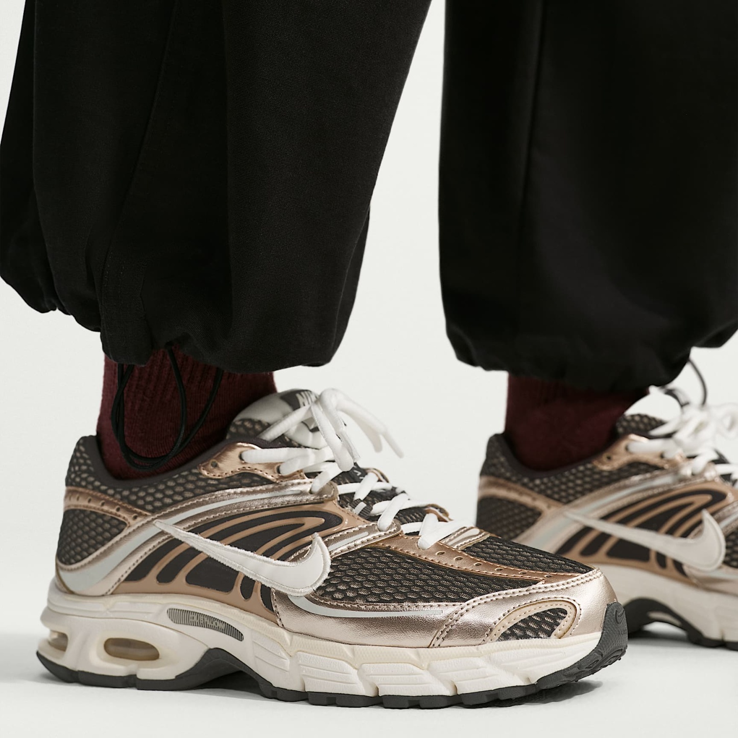 Nike Air Max Moto 2K Women's Shoes with Reflective Design Accents – Sand Drift/Off-Noir/Pale Ivory/Sail