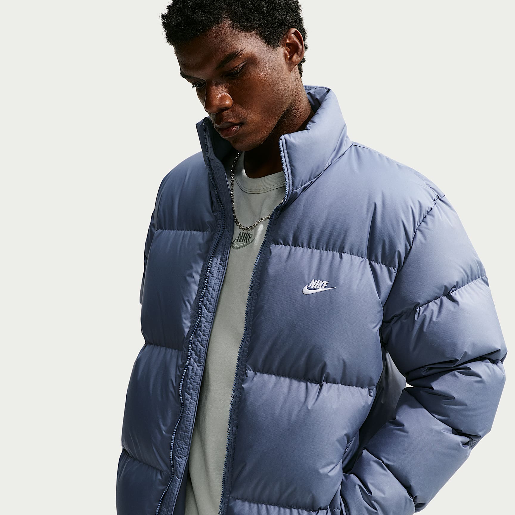 Nike Sportswear Club Men's Therma-FIT Down Puffer Jacket – Diffused Blue/White