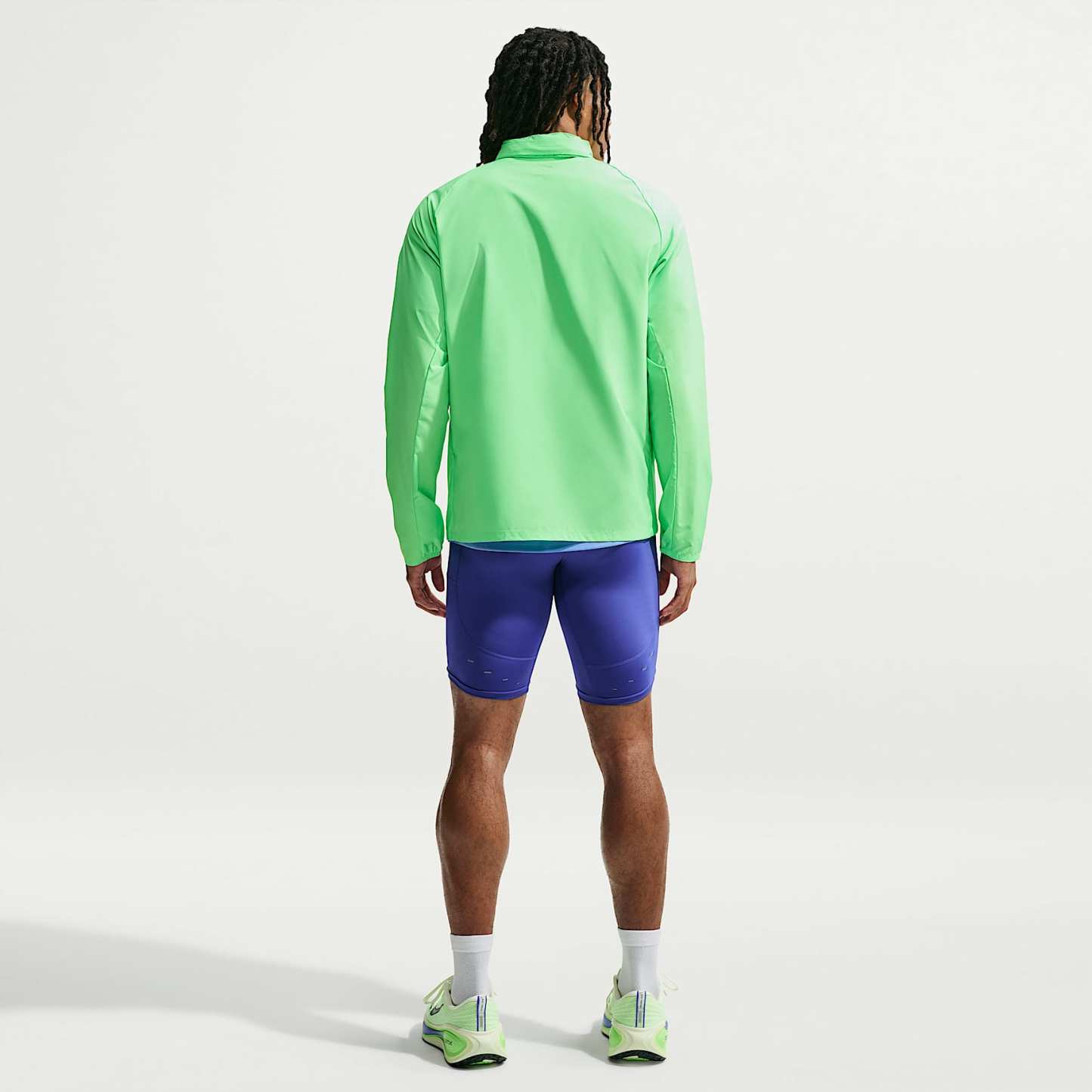Nike Miler Men's Repel UV Protection Running Jacket – Illusion Green/Illusion Green
