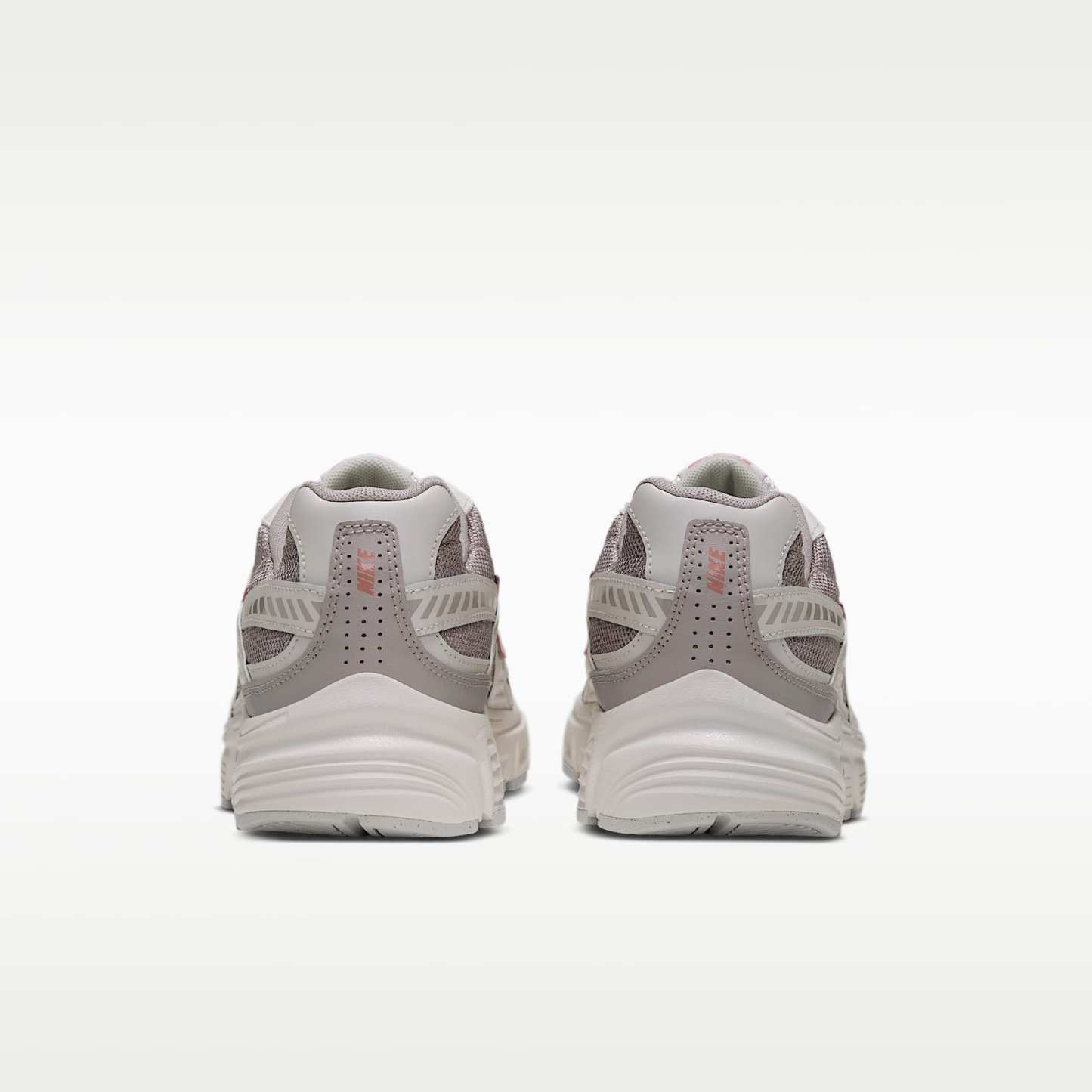 Nike Initiator Women's Shoes – Phantom/Rust Pink/Moon Particle