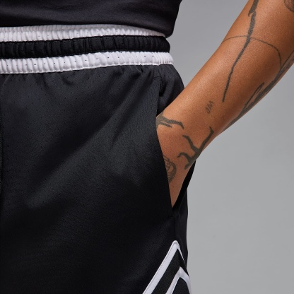 Jordan Sport Men's Dri-FIT 18cm (approx.) Mesh Diamond Shorts – Black/White/White