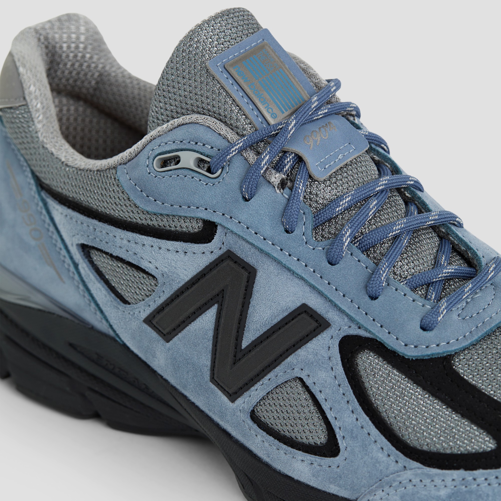 Made in USA 990v4 – Artic Grey with Black