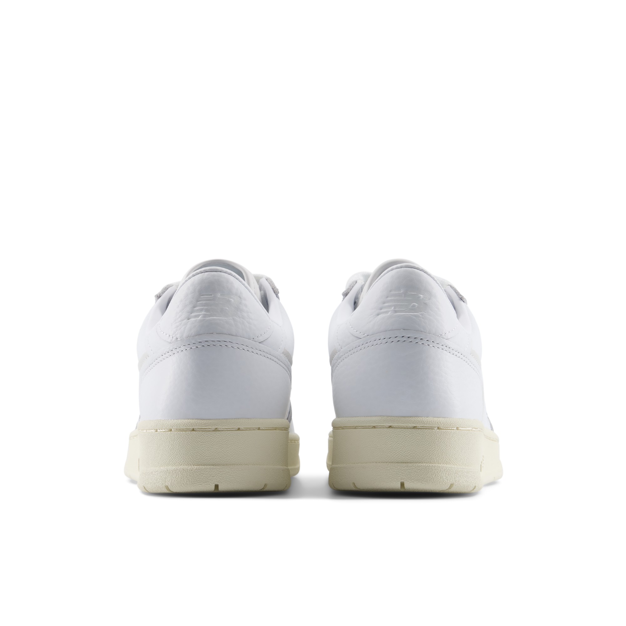 950 – WHITE with ANGORA