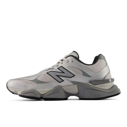 9060 – SILVER METALLIC with GREY MATTER