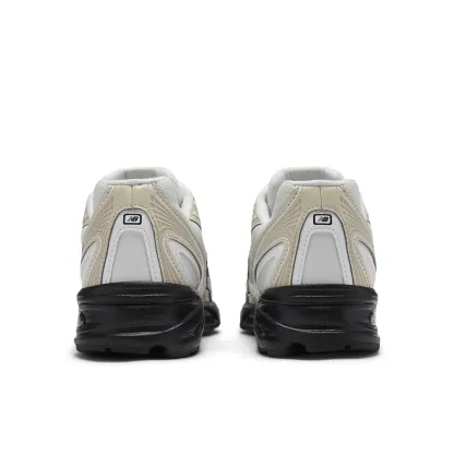 740 – TIMBERWOLF with WHITE