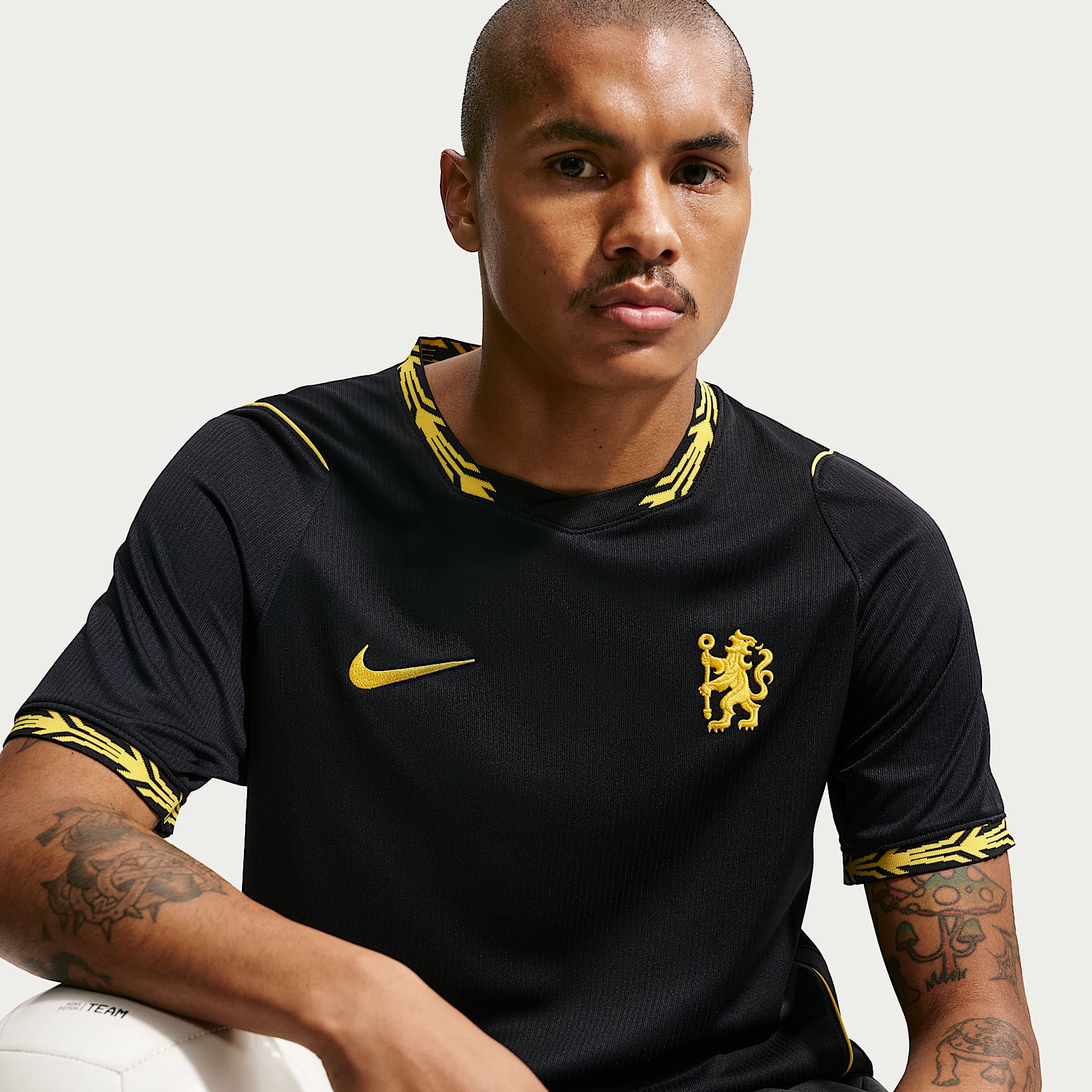 Chelsea F.C. 2026/27 Stadium Away Men's Nike Dri-FIT Football Replica Shirt – Black/Midwest Gold/Midwest Gold