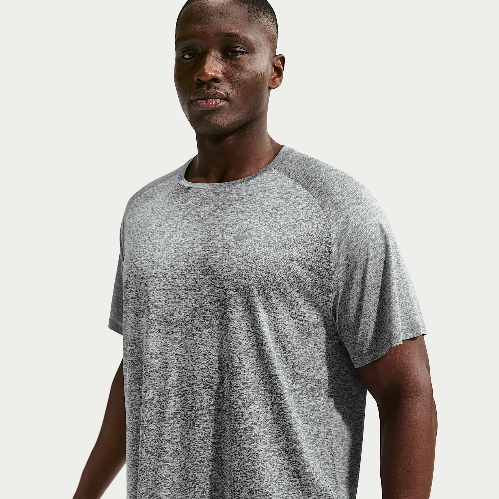 Nike Stride Men's Dri-FIT ADV Short-Sleeve Running Top – Smoke Grey/Heather