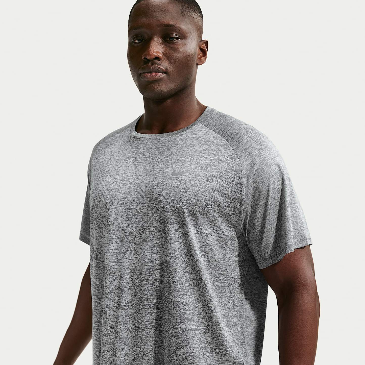 Nike Stride Men's Dri-FIT ADV Short-Sleeve Running Top – Smoke Grey/Heather