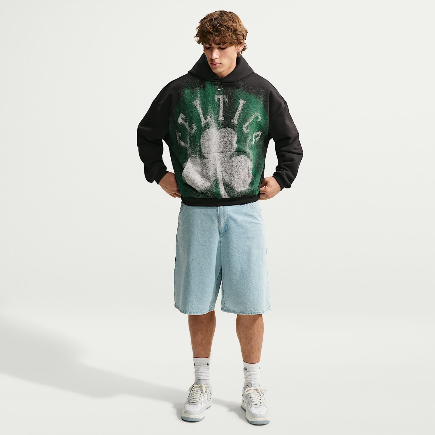 Boston Celtics Standard Issue Men's Fleece Basketball Hoodie – Black/White