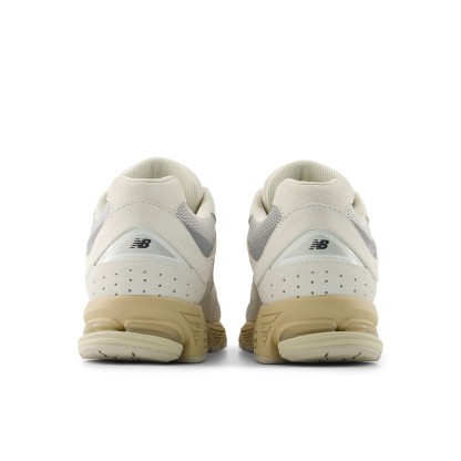 2002R – Linen with Rain Cloud and Black Cement