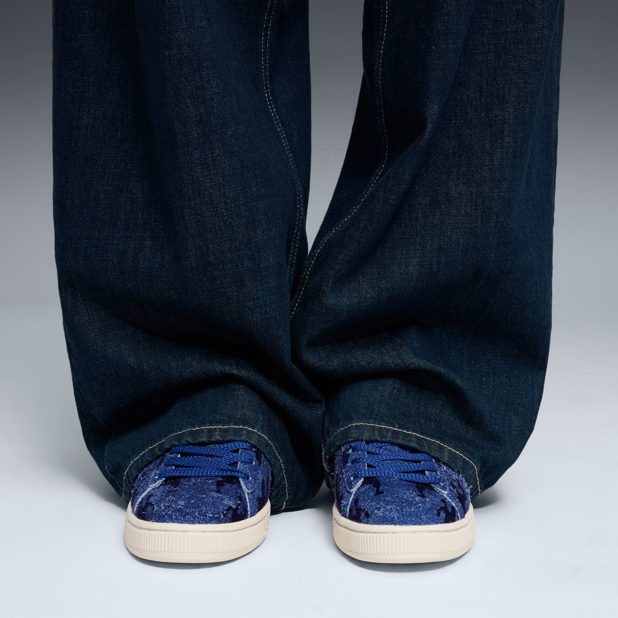 Suede Flock Sneakers Unisex – Blue Jewel-Club Navy