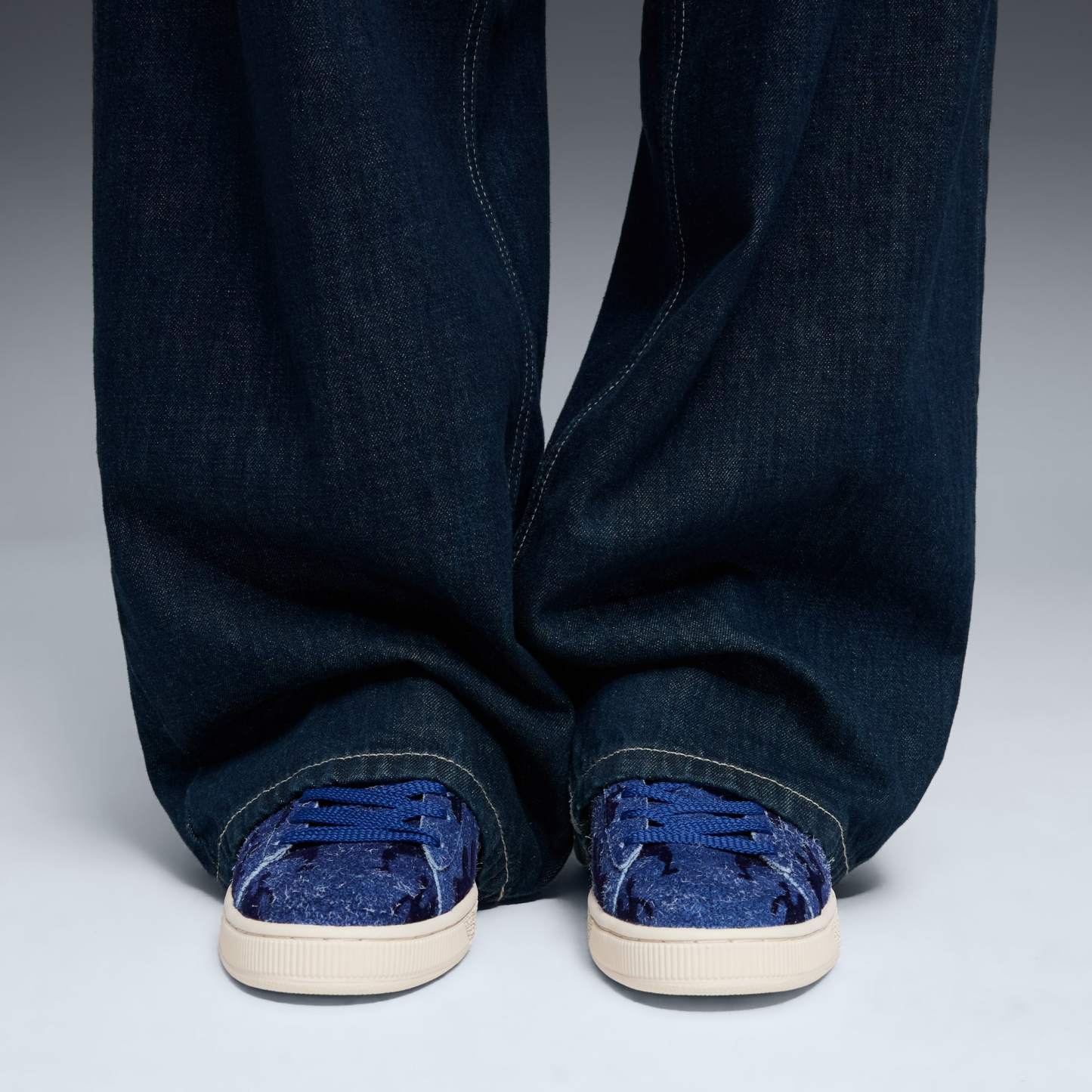 Suede Flock Sneakers Unisex – Blue Jewel-Club Navy