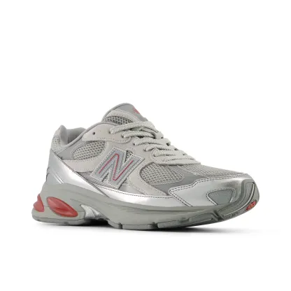 2010 – SILVER METALLIC with TEAM RED and CONCRETE