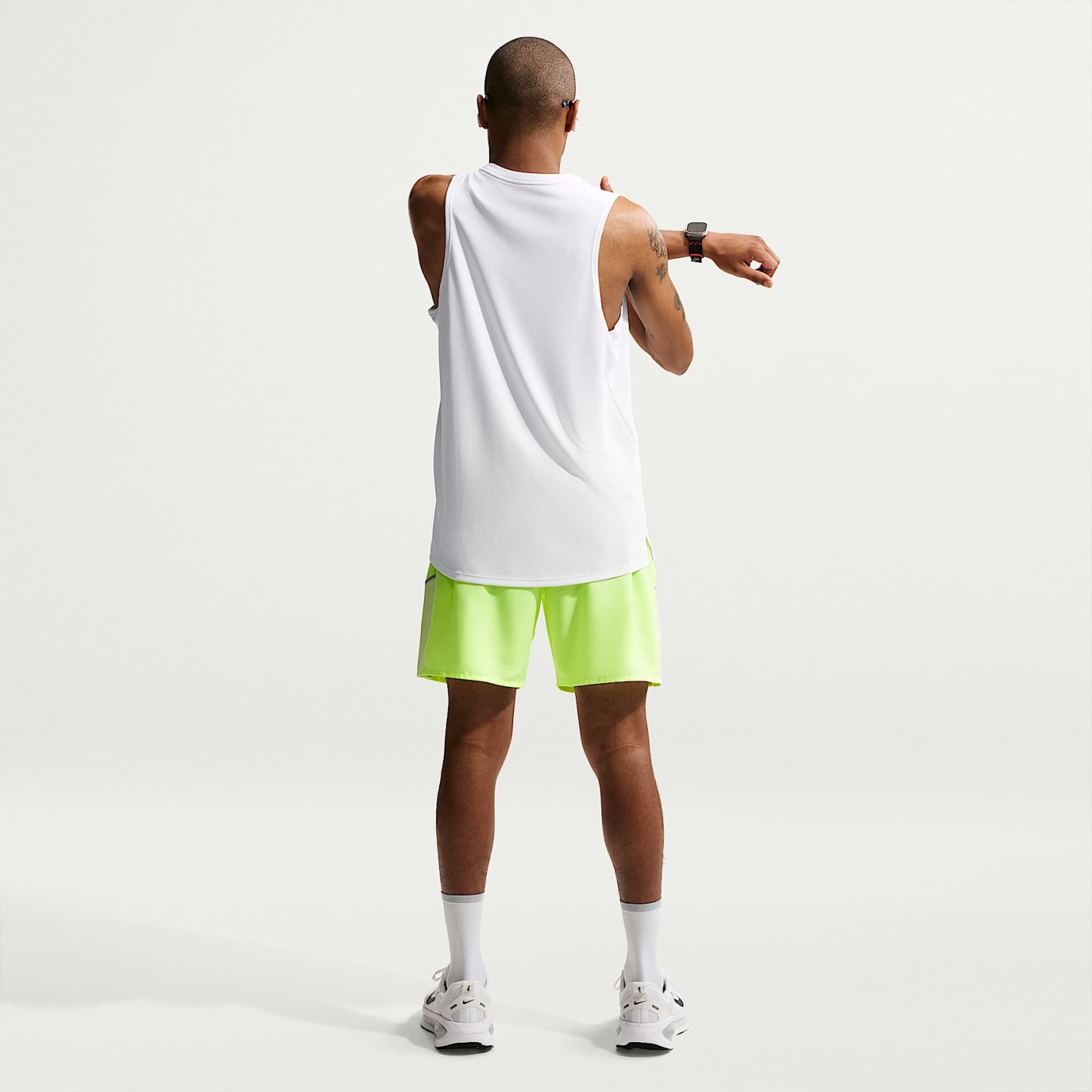 Nike Miler Men's Dri-FIT Running Tank Top – White