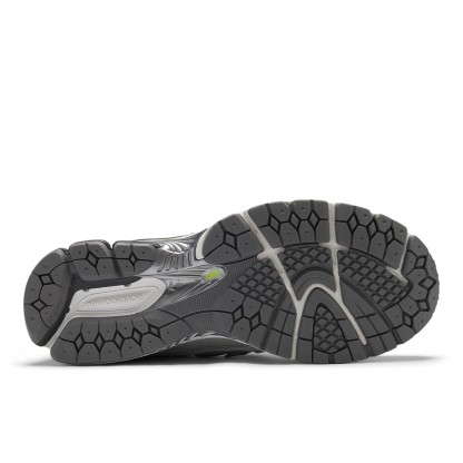 U1906R – LIGHT SILVER METALLIC with ALKALINE GREEN