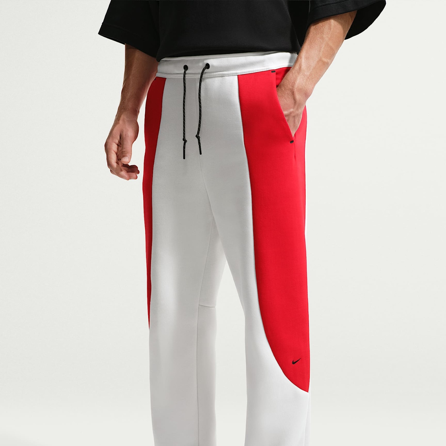 Nike Tech Men's Colour-Block Open-Hem Fleece Trousers – Summit White/University Red/Black