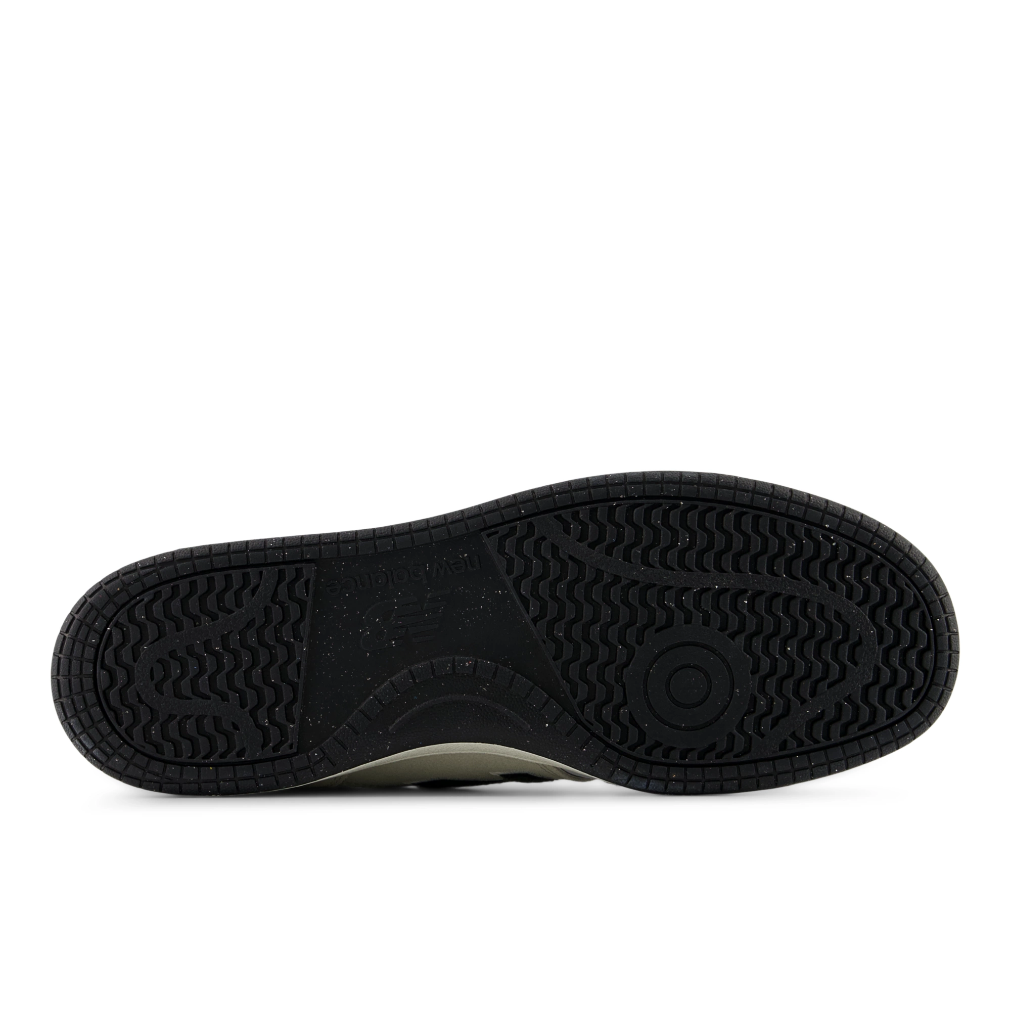 480 L – SHIPYARD with BLACK