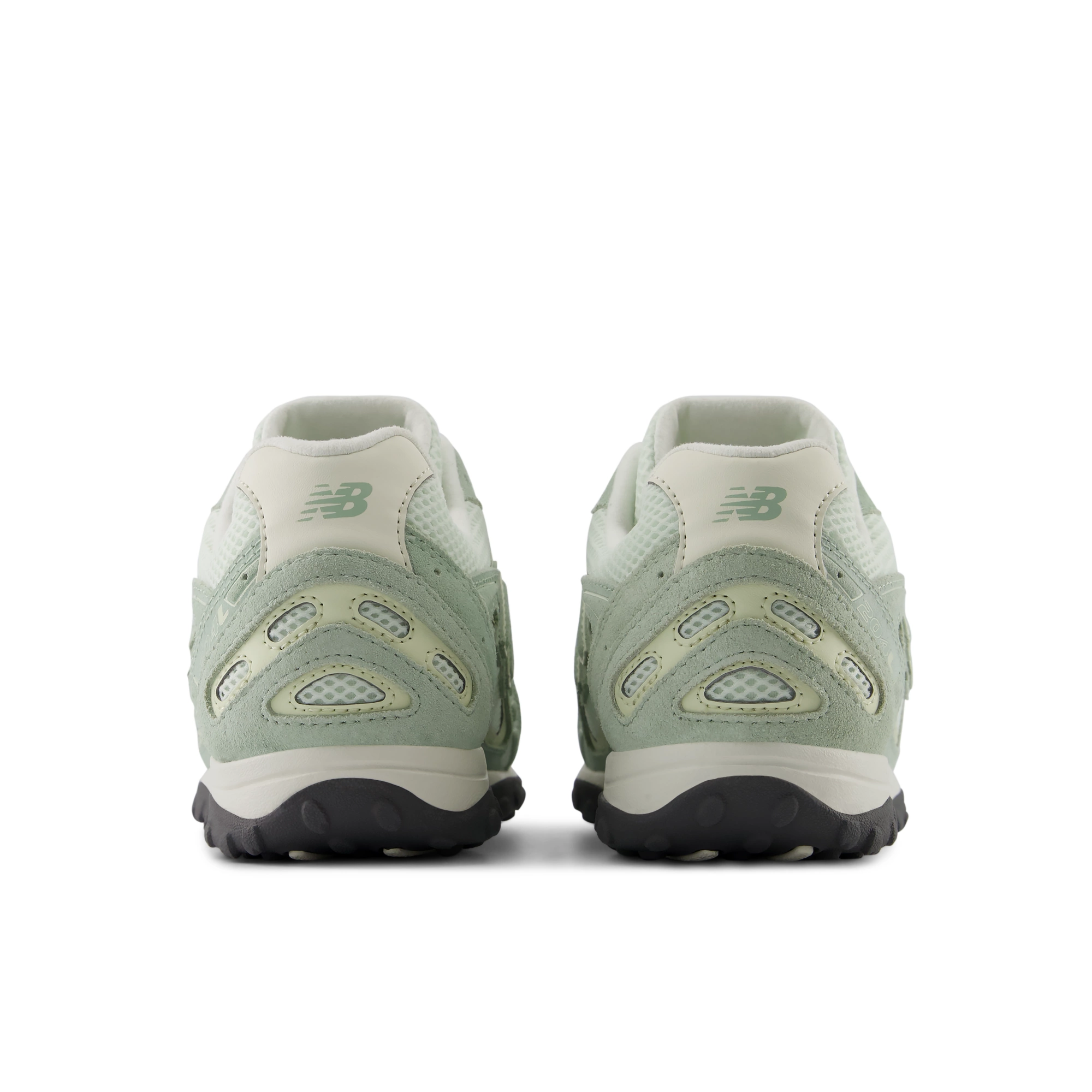 204L – SILVER MOSS with MINT WATER