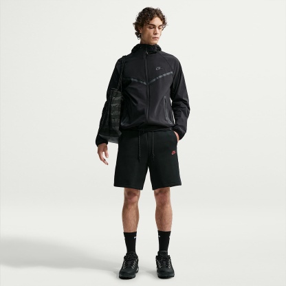 Nike Tech Men's Fleece Shorts – Black/Tough Red