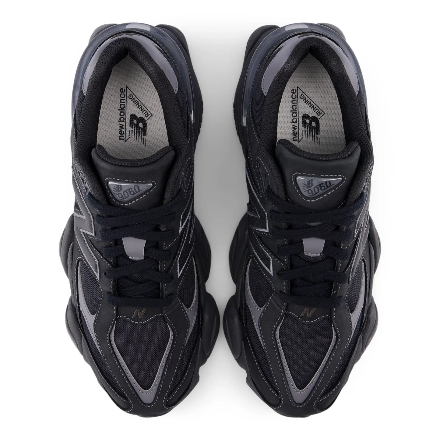 9060 – BLACK with CASTLEROCK
