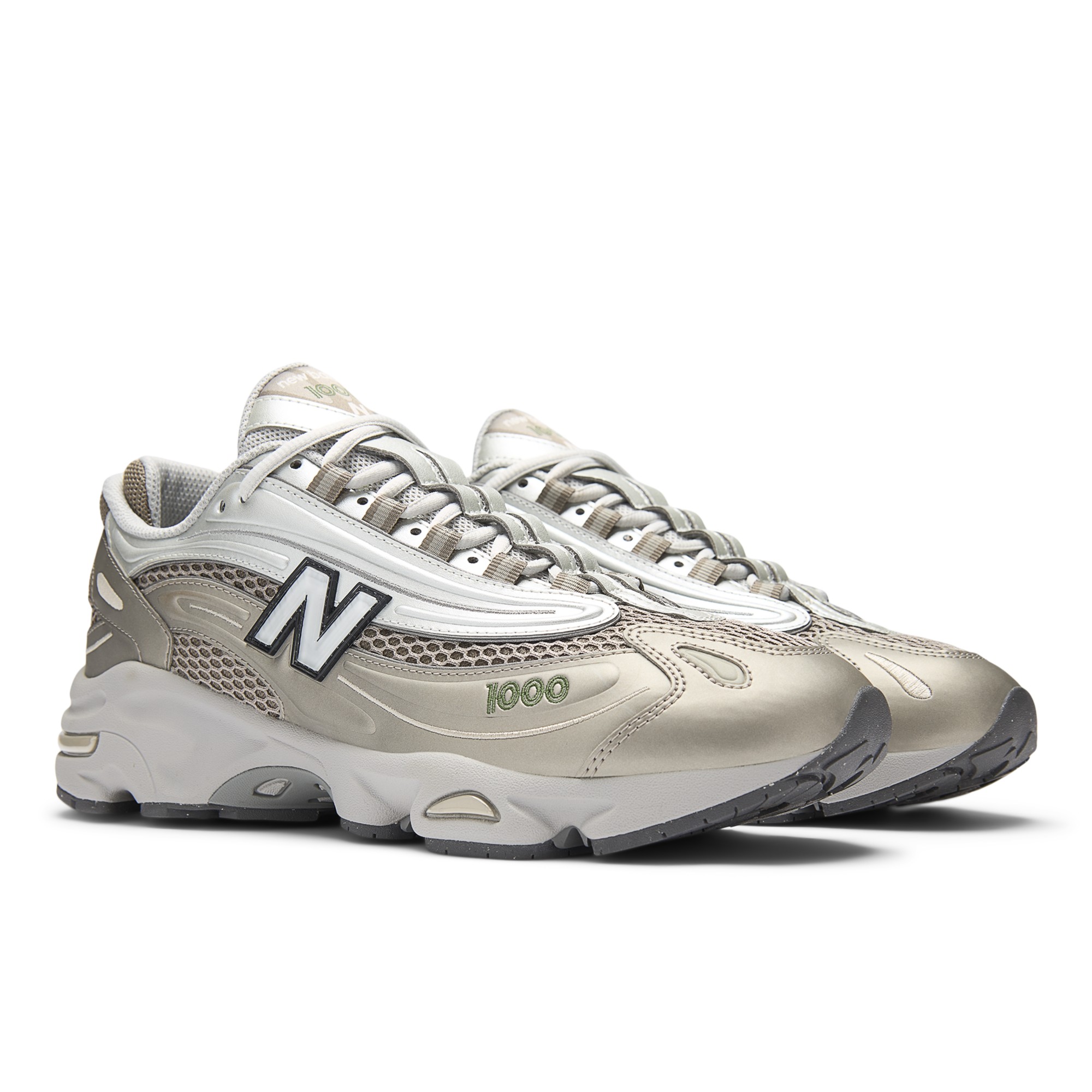 1000 – Arid Stone with Light Silver Metallic and Dark Alpine Green