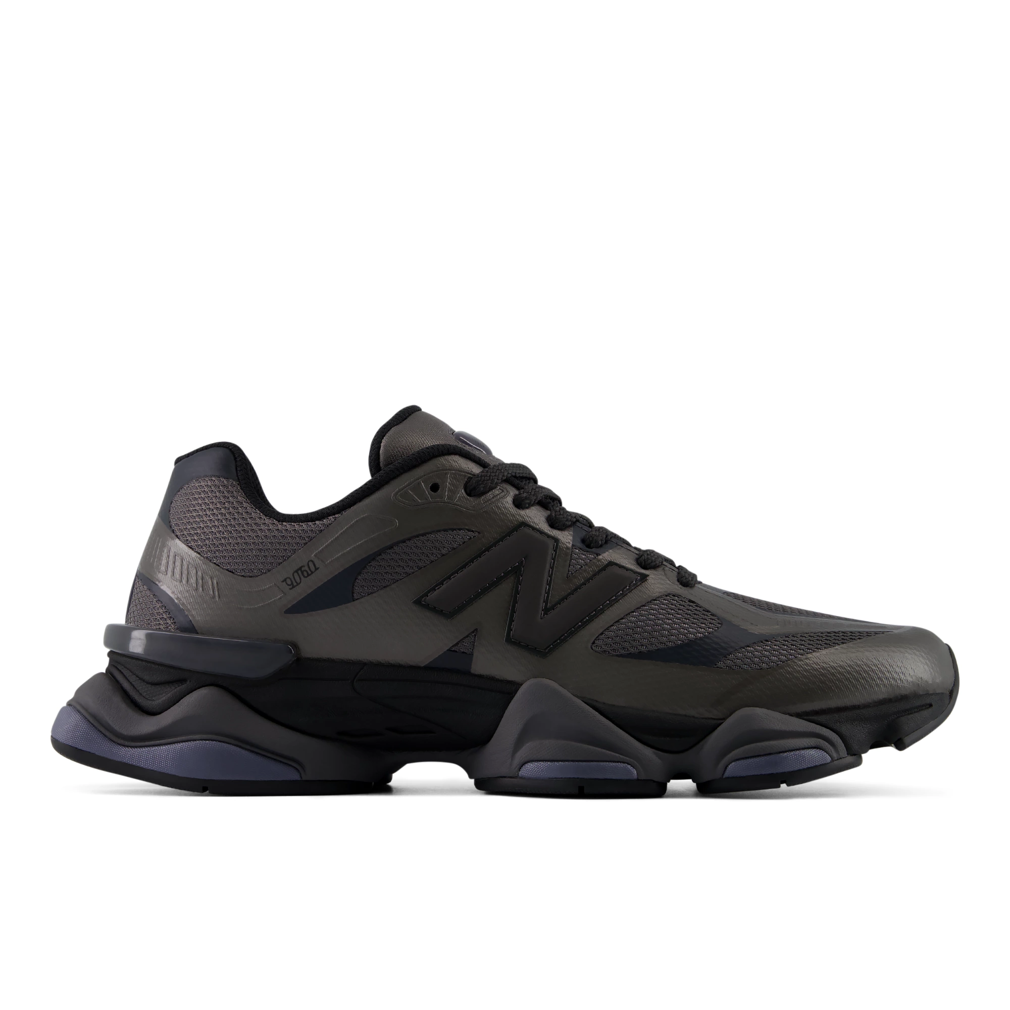 9060 – BLACK with METEORITE