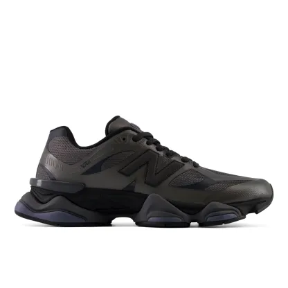 9060 – BLACK with METEORITE