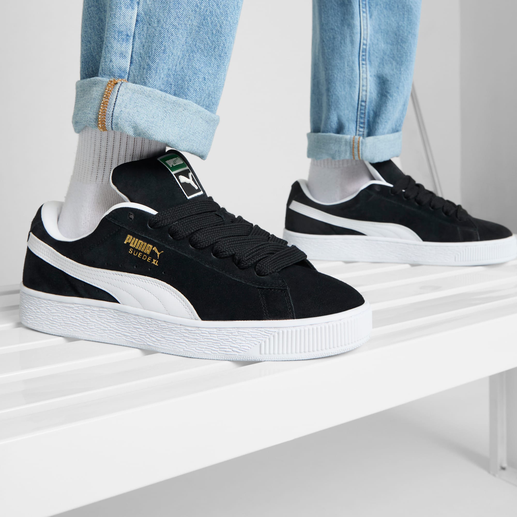 Suede XL Sneakers Unisex – PUMA Black-PUMA White