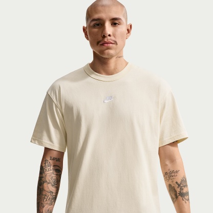 Nike Sportswear Premium Essentials Men's T-Shirt – Coconut Milk