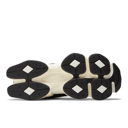 9060 – BLACK with BLACKTOP and White