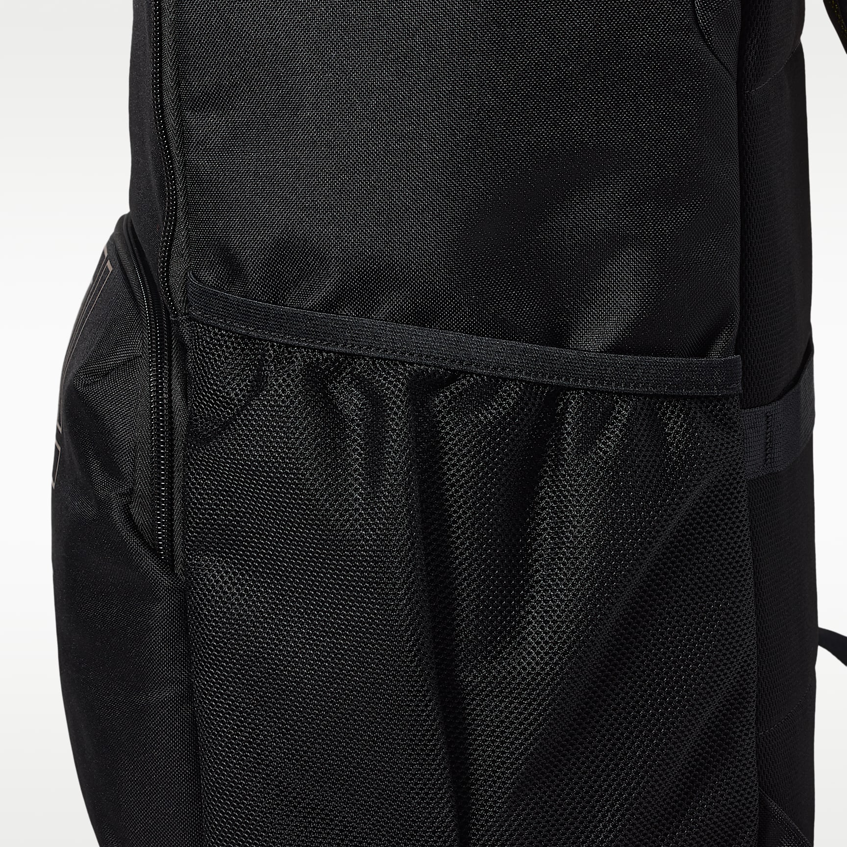 Nike Varsity Elite Backpack (32L) – Black/Black/Metallic Gold