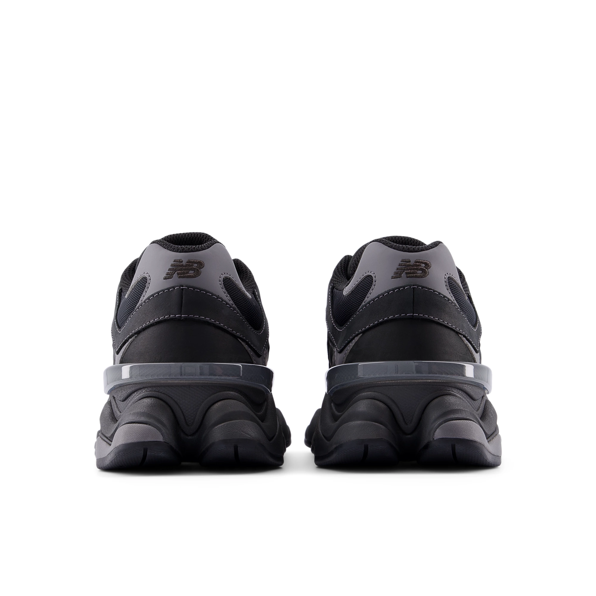 9060 – BLACK with CASTLEROCK