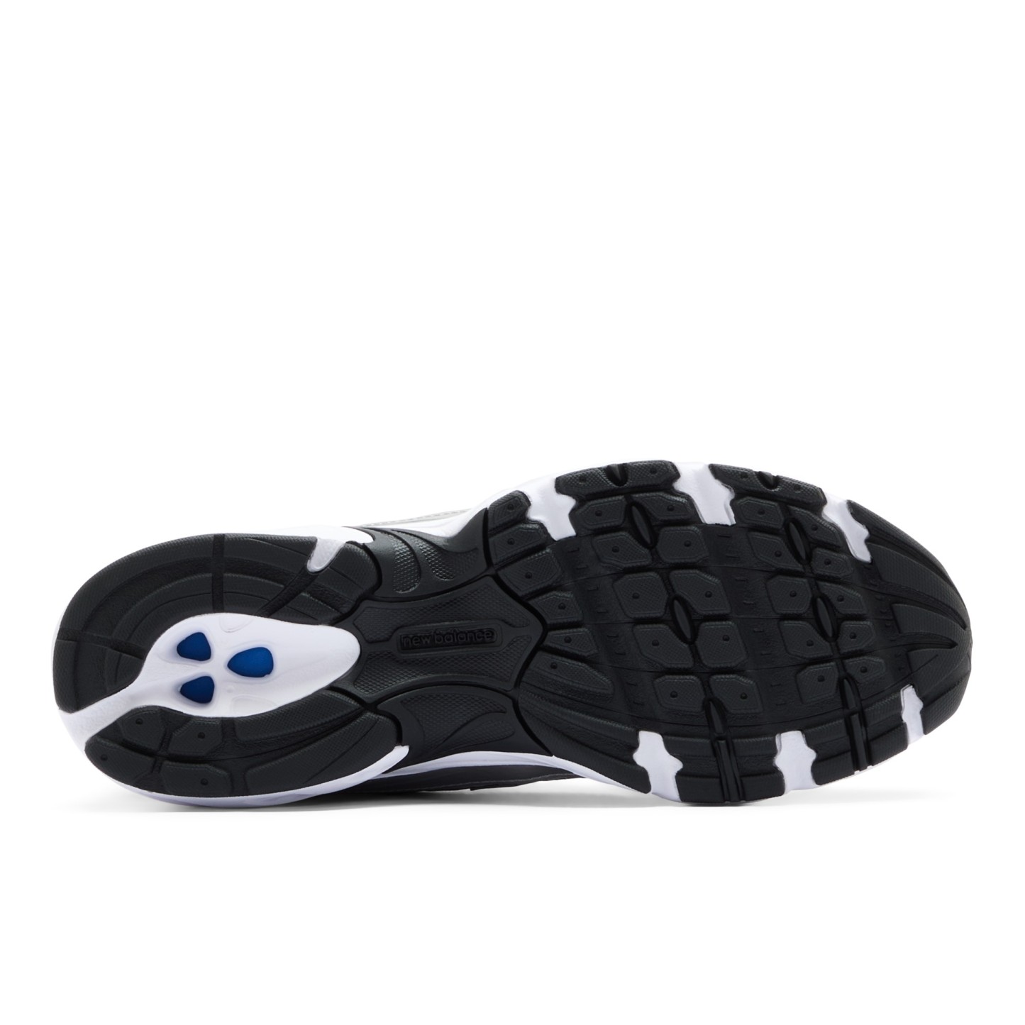 740 – CASTLEROCK with Metallic Silver and Silver Metallic