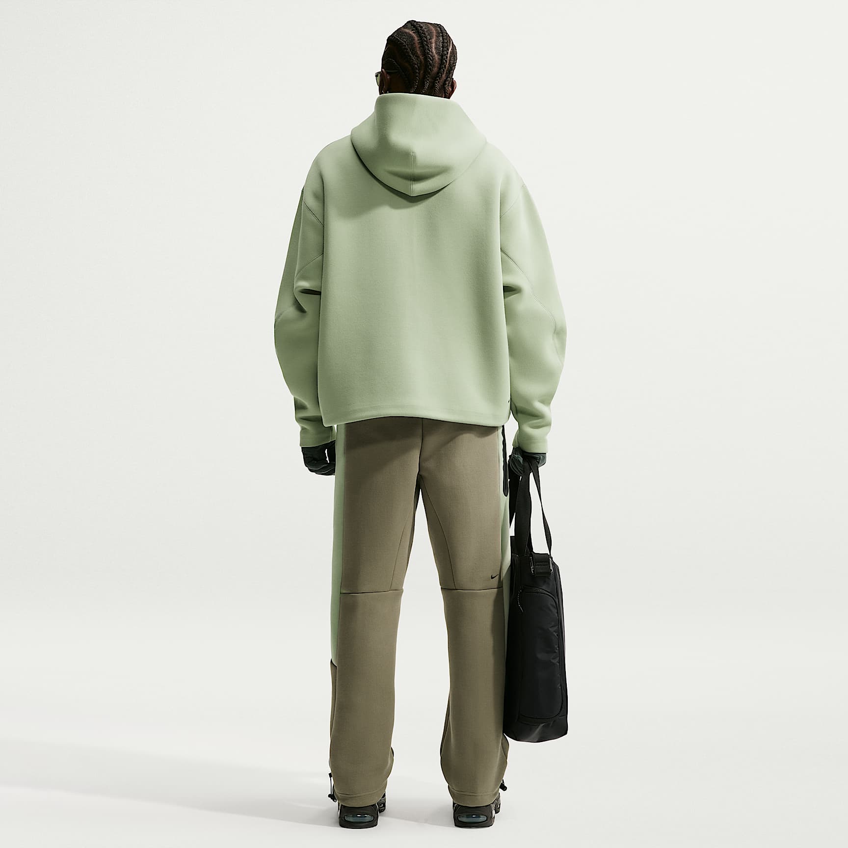 Nike Tech Men's Colour-Block Open-Hem Fleece Trousers – Silver Sage/Jade Horizon/Black
