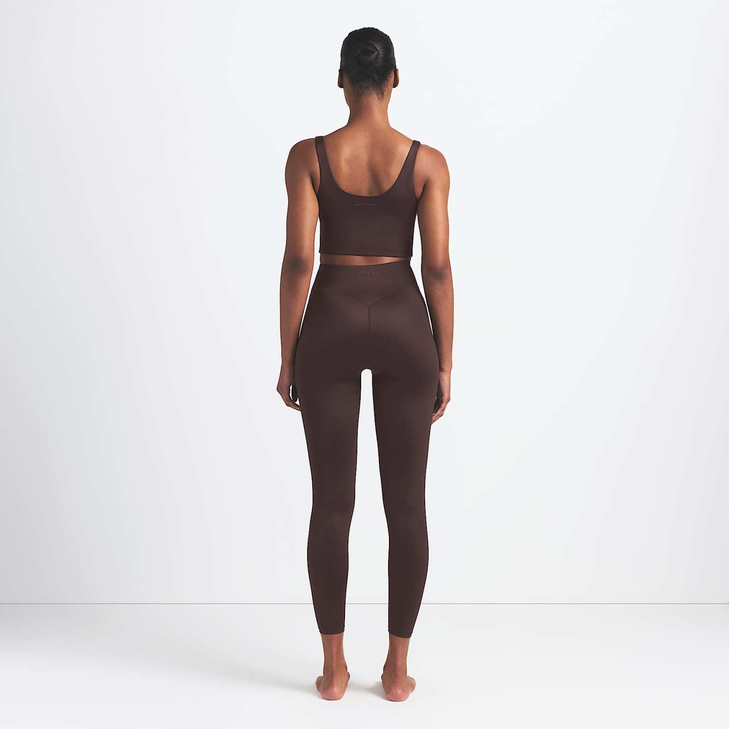 NikeSKIMS Satin Shine Women's High-Waisted Bonded 66cm (approx.) Leggings – NSKM Phoenix/NSKM Phoenix