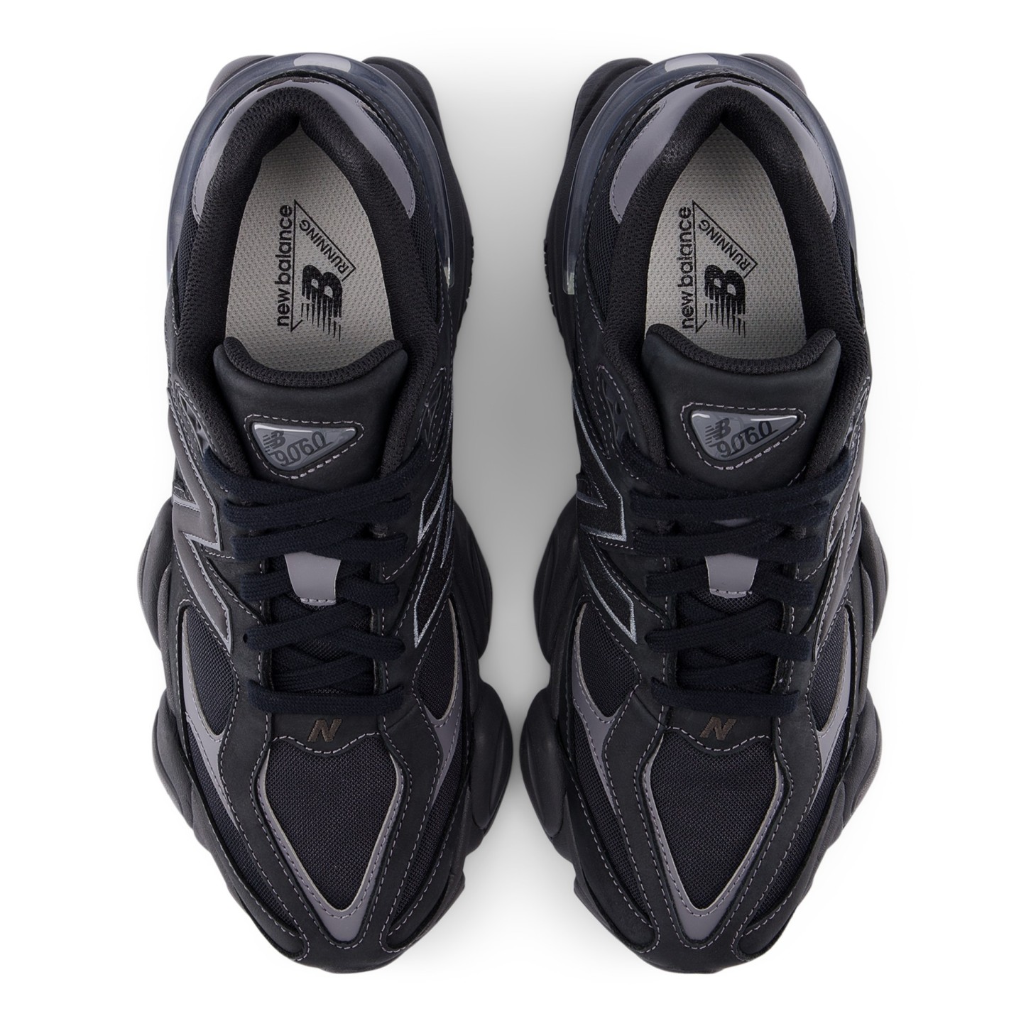 9060 – BLACK with CASTLEROCK