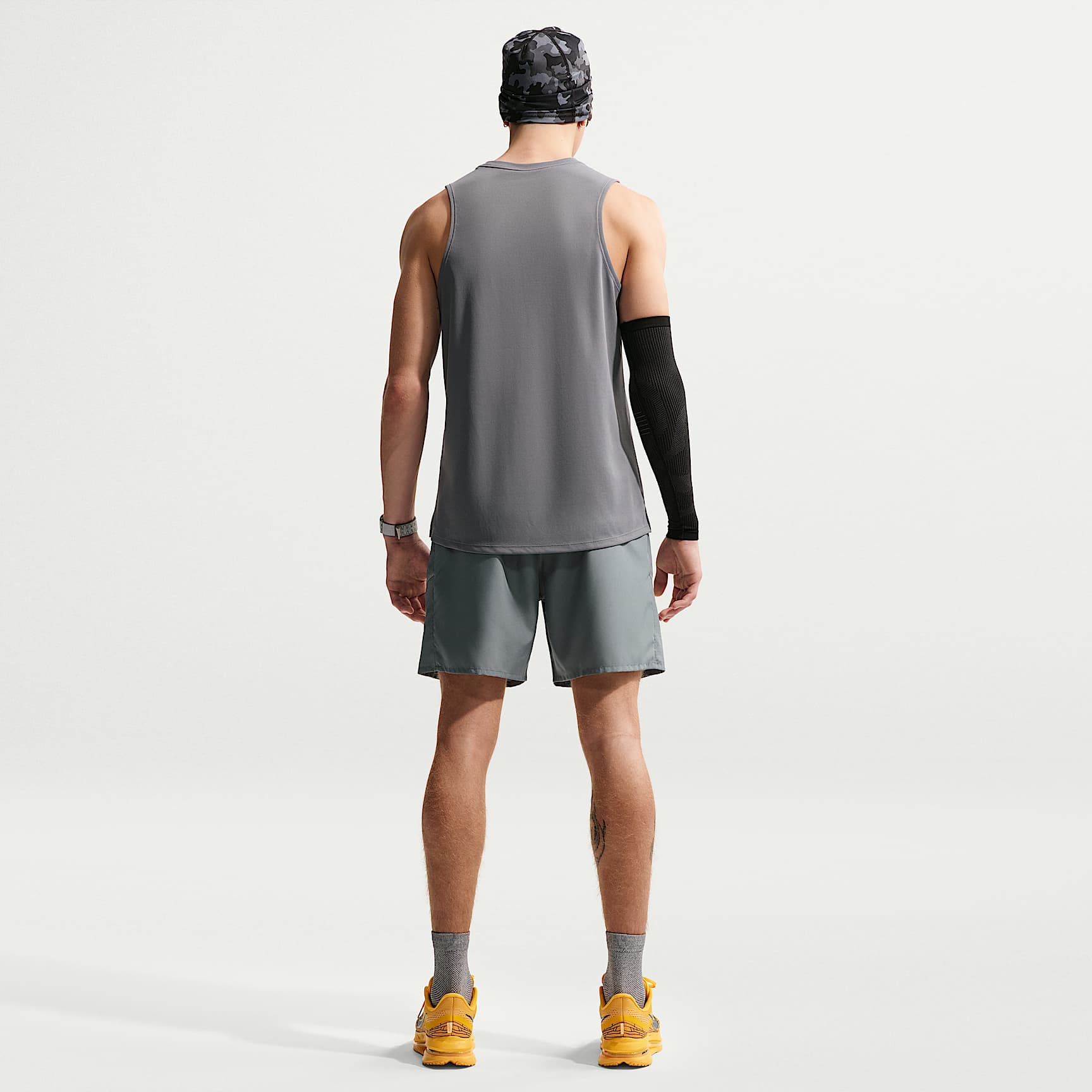 Nike Miler Men's Dri-FIT 18cm (approx.) Brief-Lined Running Shorts – Smoke Grey/Smoke Grey