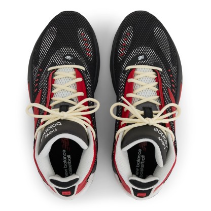 P400 – BLACK with TEAM RED